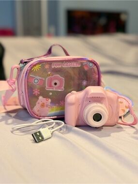 DANBAR Kids Digital Fun Camera Crossbody Bag